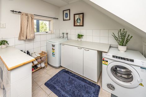 Photo of property in 20 Great North Road, Saint Johns Hill, Whanganui, 4500