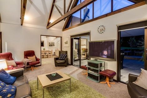 Photo of property in 32 Royal Terrace, Dunedin Central, Dunedin, 9016