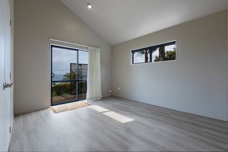 Photo of property in 9 Dudley Crescent, Cable Bay, 0420