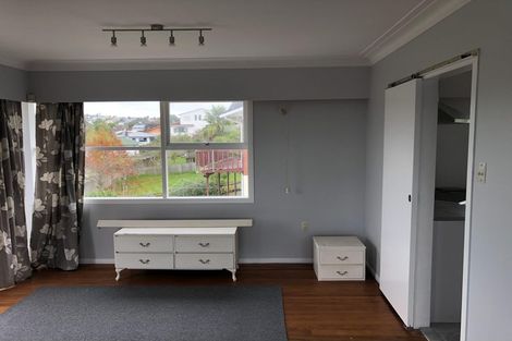 Photo of property in 16 Chequers Avenue, Glenfield, Auckland, 0629