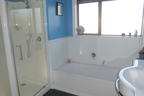 Photo of property in 10 Studholme Street, Temuka, 7920