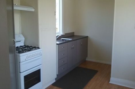 Photo of property in 38 Puriri Terrace, Roslyn, Palmerston North, 4414