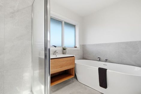 Photo of property in 51 Bickerton Street, Wainoni, Christchurch, 8061