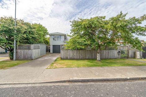 Photo of property in 318 Chelmsford Street, Waverley, Invercargill, 9810