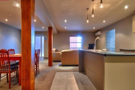 Photo of property in 5/2 Manor Place, Dunedin Central, Dunedin, 9016