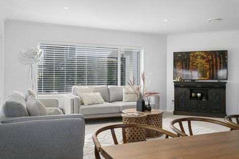 Photo of property in 14 Ernest Kemp Rise, Wharewaka, Taupo, 3330