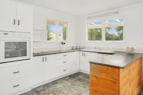 Photo of property in 14 Winston Street, Tikipunga, Whangarei, 0112