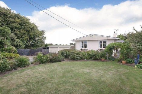 Photo of property in 26 Oxford Street, Marton, 4710