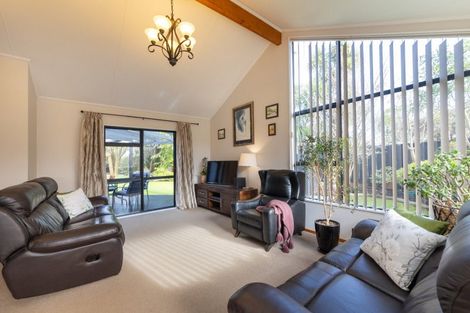 Photo of property in 9 Delta Place, Milson, Palmerston North, 4414