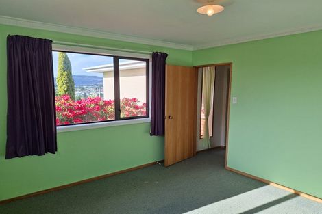 Photo of property in 10 Braeside, Kinmont Park, Mosgiel, 9024