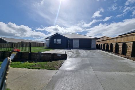 Photo of property in 22 Acacia Avenue, Kihikihi, Te Awamutu, 3800