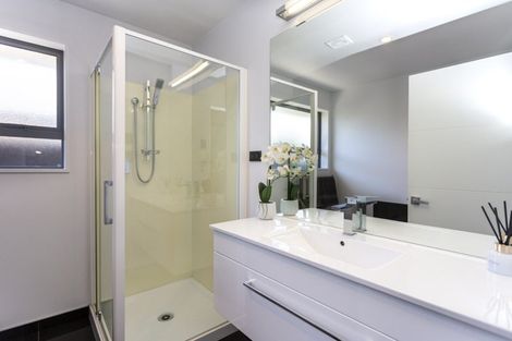 Photo of property in 37 Greenwich Street, Halswell, Christchurch, 8025