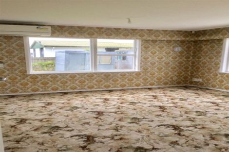 Photo of property in 2/79 Rimu Street, New Lynn, Auckland, 0600