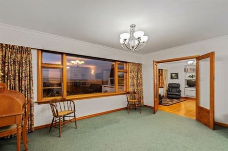 Photo of property in 6 Cracroft Terrace Cashmere Christchurch City