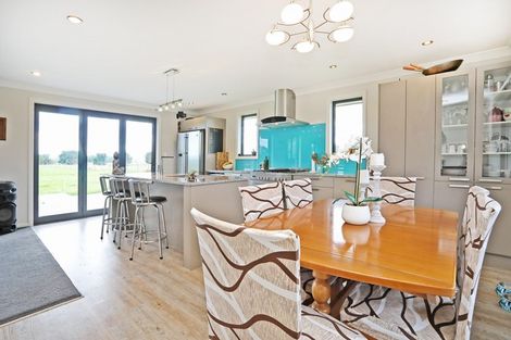 Photo of property in 34 Mckellar Road, Seaward Bush, Invercargill, 9871