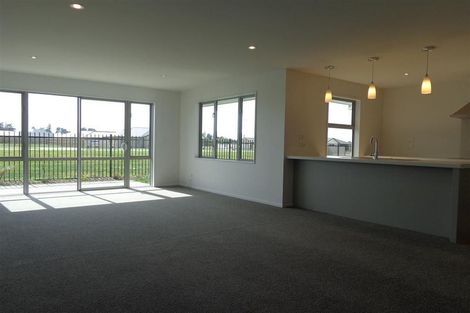 Photo of property in 51 Koura Drive, Rangiora, 7400