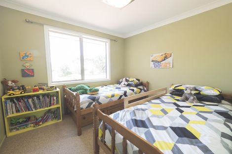 Photo of property in 37 Gladys Scott Place, Tawa, Wellington, 5028