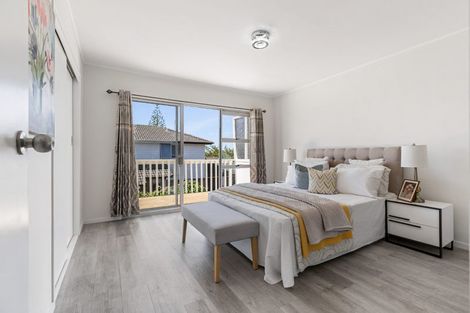 Photo of property in 1/100 Titirangi Road, New Lynn, Auckland, 0600