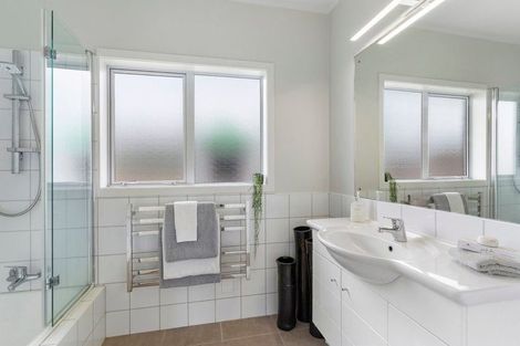 Photo of property in 9 Culver Terrace, Howick, Auckland, 2014