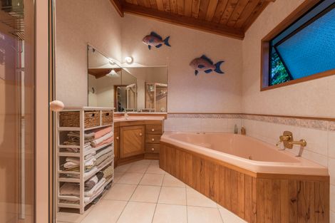 Photo of property in 13 Pukewhau Road, Kerikeri, 0294