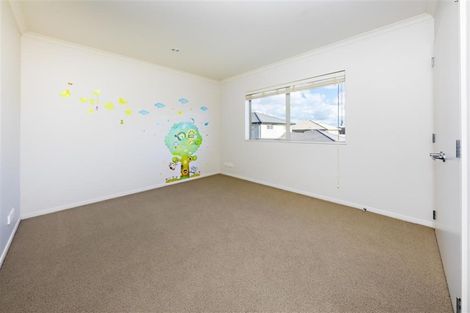 Photo of property in 7 Barbarich Drive, Stonefields, Auckland, 1072