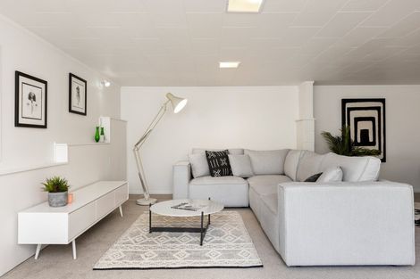 Photo of property in 25 Enfield Road, Hospital Hill, Napier, 4110