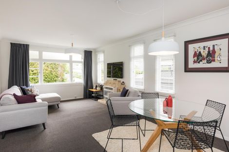 Photo of property in 35 Hardie Street, Hokowhitu, Palmerston North, 4410