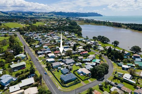 Photo of property in 16b Athenree Road, Athenree, Katikati, 3177