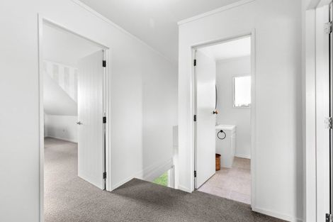 Photo of property in 34 Roberts Line, Kelvin Grove, Palmerston North, 4414