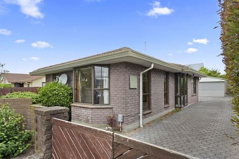 Photo of property in 46 Coopers Road, Dallington, Christchurch, 8061