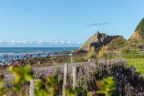 Photo of property in 871 Mataikona Road, Mataikona, Tinui, 5889