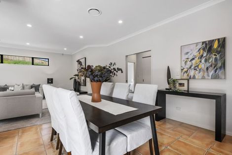 Photo of property in 55a Lonely Track Road, Fairview Heights, Auckland, 0632