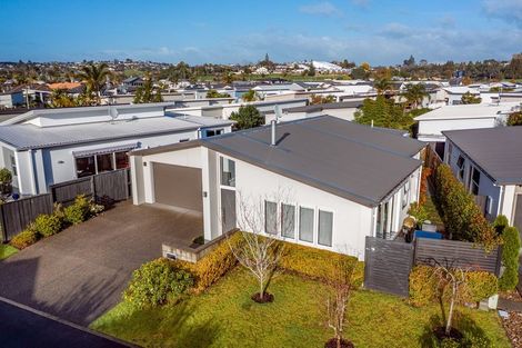 Photo of property in 5 Aubrey Way, Brookfield, Tauranga, 3110