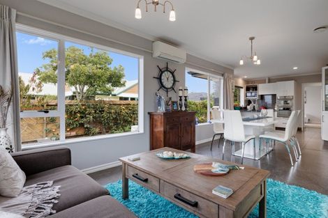 Photo of property in 90 Santa Monica Drive, Papamoa Beach, Papamoa, 3118