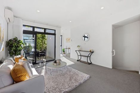 Photo of property in 6 Mayfly Lane, Hobsonville, Auckland, 0616