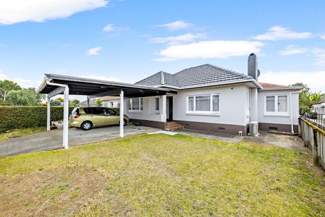 Photo of property in 12 Ballance Avenue, Papatoetoe, Auckland, 2104