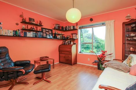 Photo of property in 29 Takapu Street, Henderson, Auckland, 0612