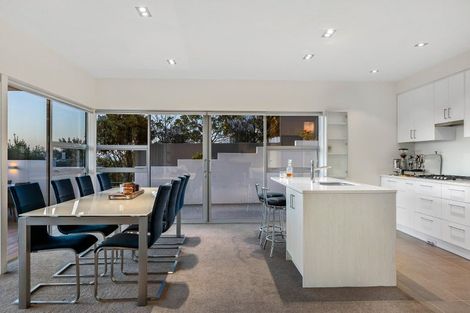 Photo of property in 6 Yelverton Place, Huntsbury, Christchurch, 8022