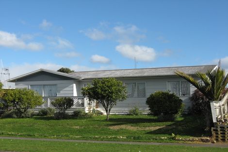 Photo of property in 22 Kinross Street, Levin, 5510