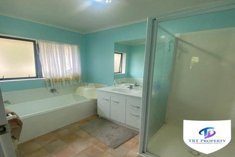 Photo of property in 11 Arrowsmith Drive, Clover Park, Auckland, 2019