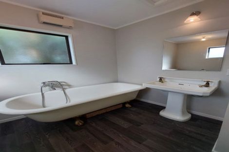 Photo of property in 2/22 O'donn Avenue, Beach Haven, Auckland, 0626