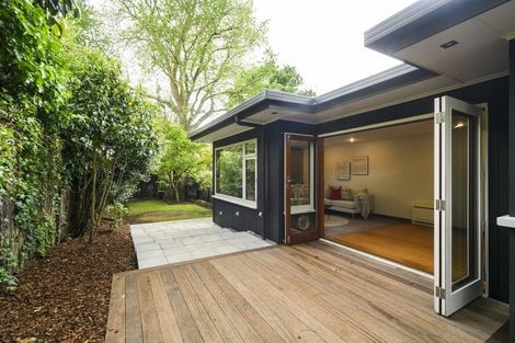 Photo of property in 192 Victoria Avenue, Hokowhitu, Palmerston North, 4410