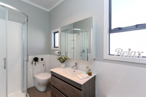 Photo of property in 21 Record Street, Fitzroy, New Plymouth, 4312