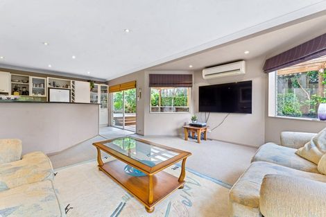 Photo of property in 12 Stonedge Lane, Rosedale, Auckland, 0632