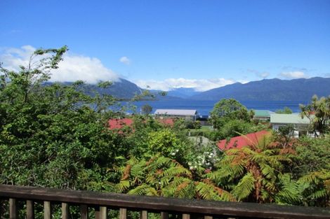 Photo of property in 14 Korua Street, Moana, 7872