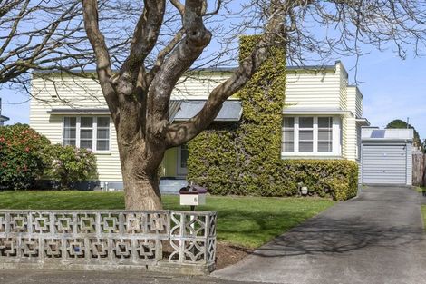 Photo of property in 8 Cornwall Street, Brooklands, New Plymouth, 4310