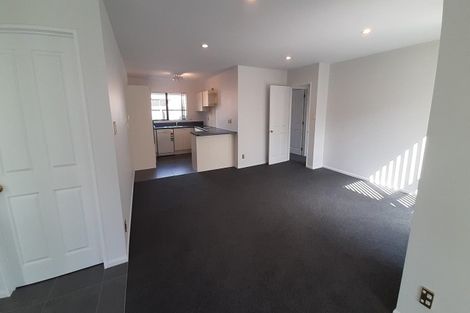 Photo of property in 2 Wendy Place, Heathcote Valley, Christchurch, 8022