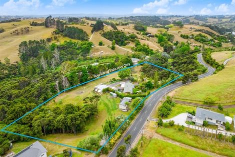 Photo of property in 45 Bethells Road, Waitakere, Henderson, 0782