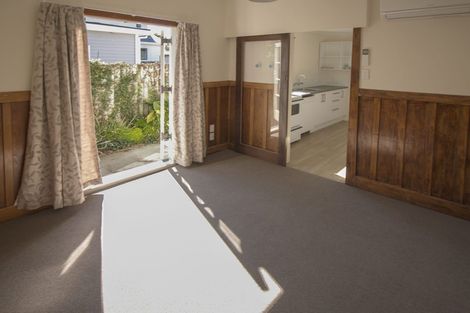 Photo of property in 92 Mackworth Street, Woolston, Christchurch, 8062