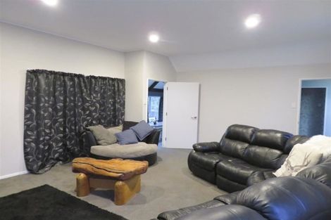 Photo of property in 4 Aotea Crescent, Gore, 9710